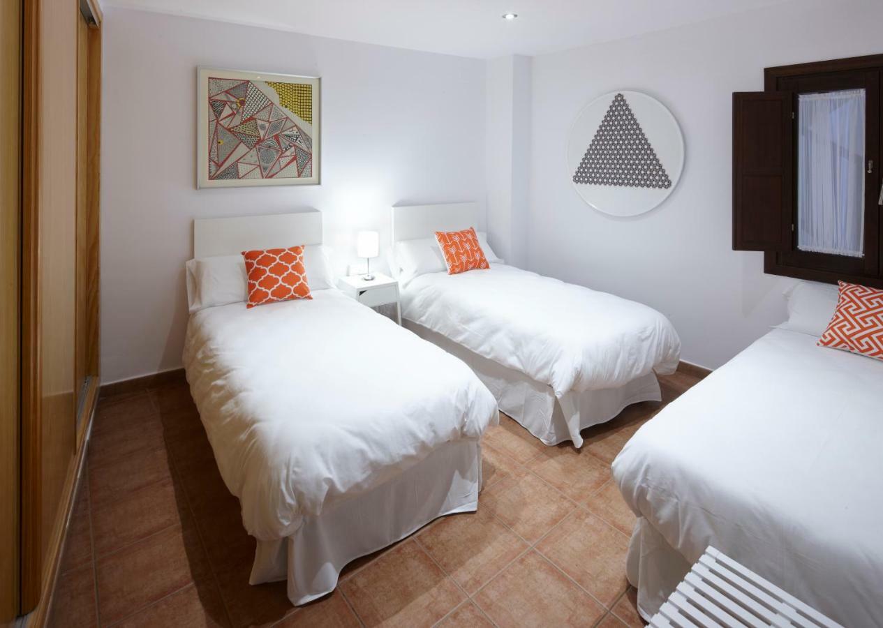 Apartamento Santiago Granada Bagian luar foto