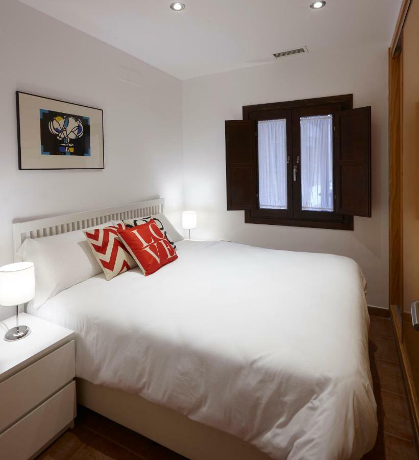 Apartamento Santiago Granada Bagian luar foto